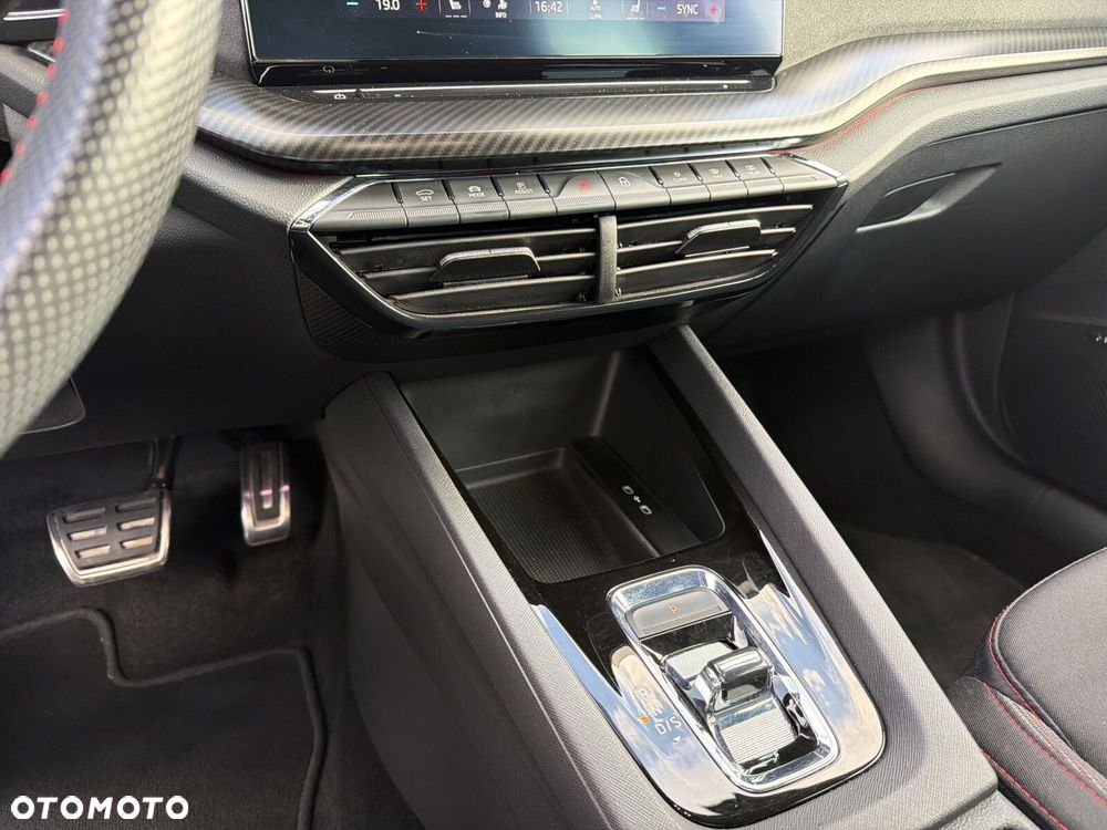 Skoda Octavia 2.0 TSI RS DSG - 22