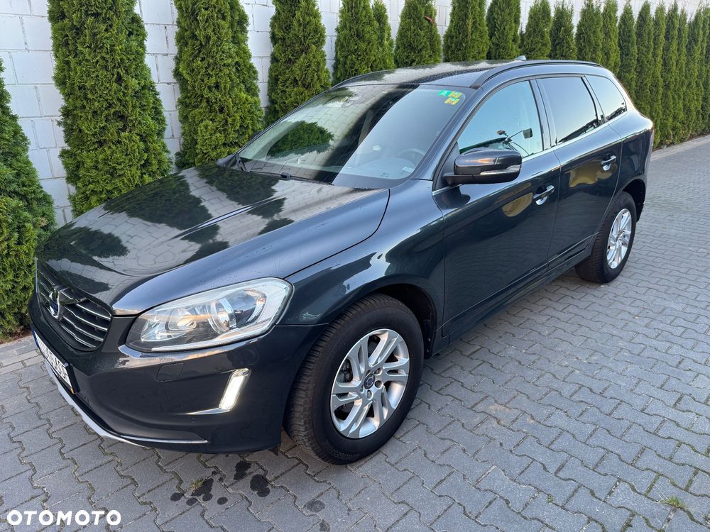 Volvo XC 60 D3 Drive-E Momentum - 1