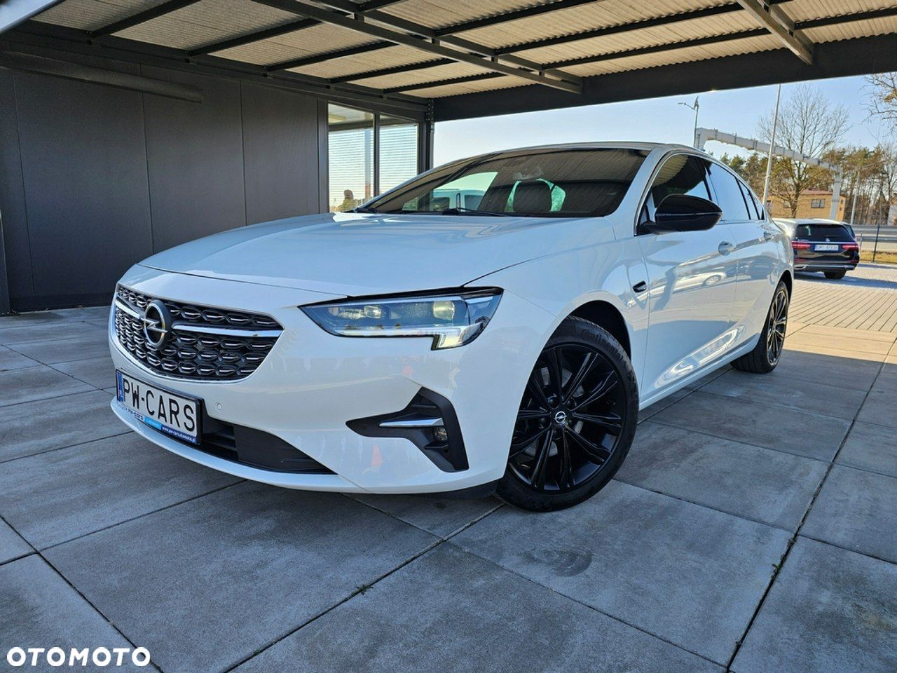 Opel Insignia - 1