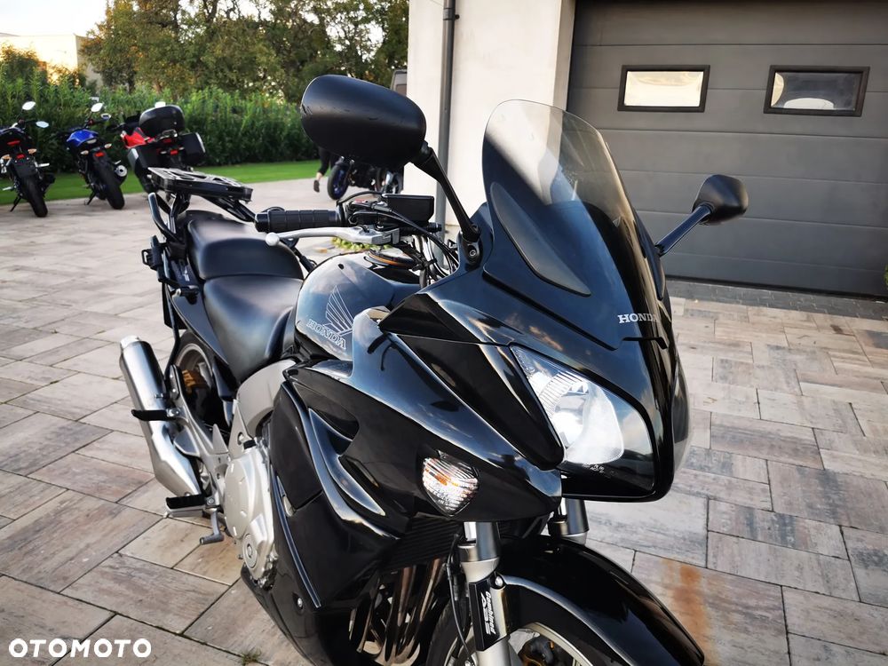 Honda CBF - 26