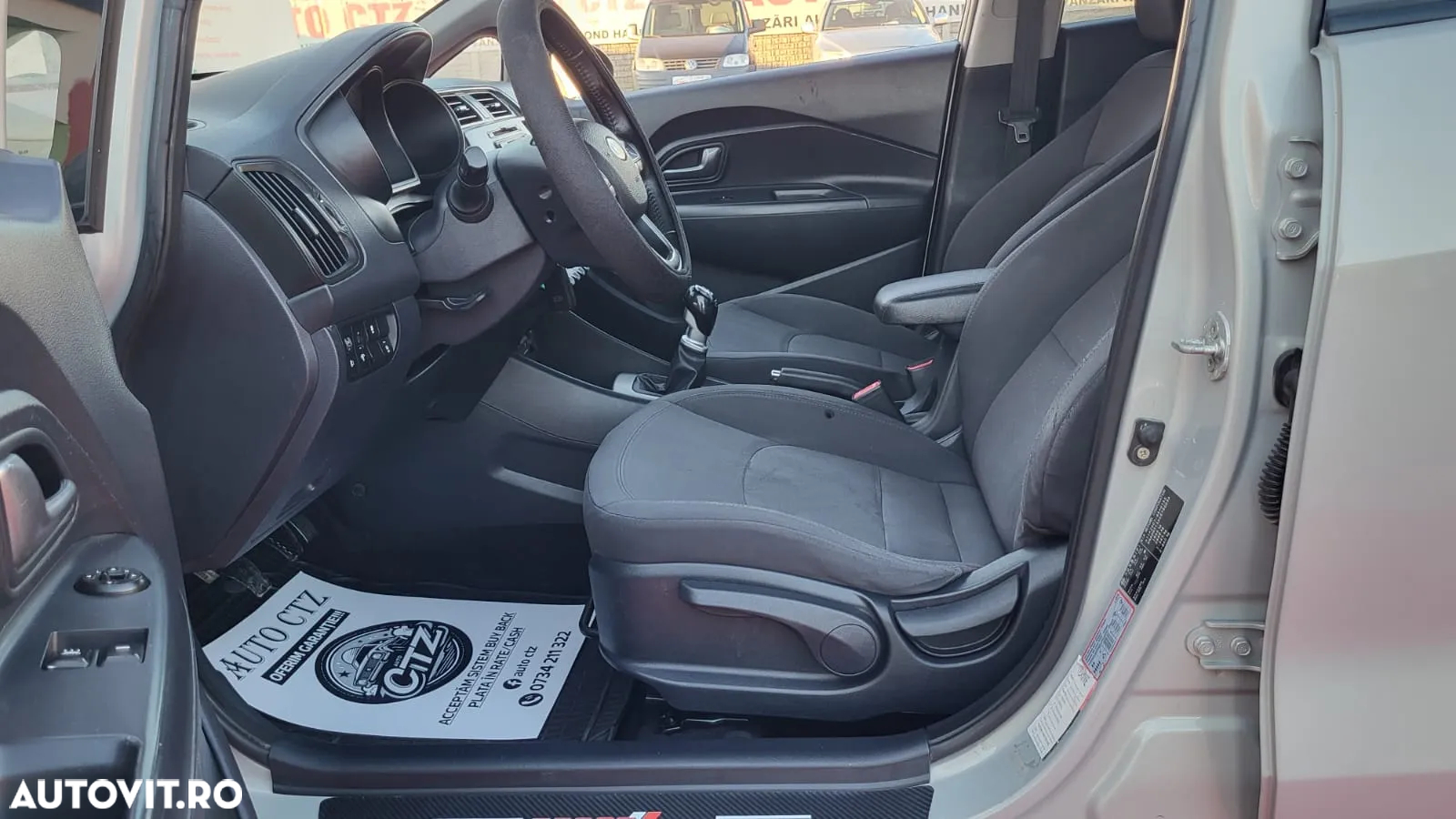Kia Rio - 15