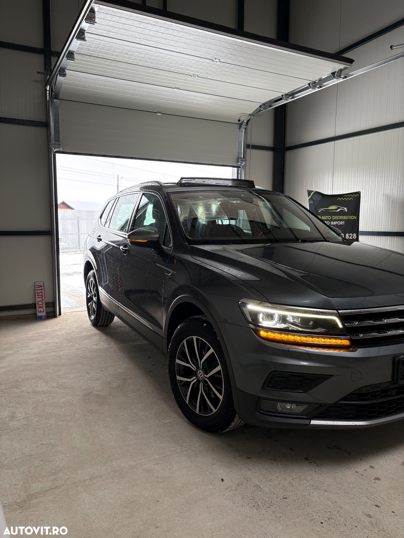 Volkswagen Tiguan Allspace 2.0 TDI SCR DSG Comfortline - 31