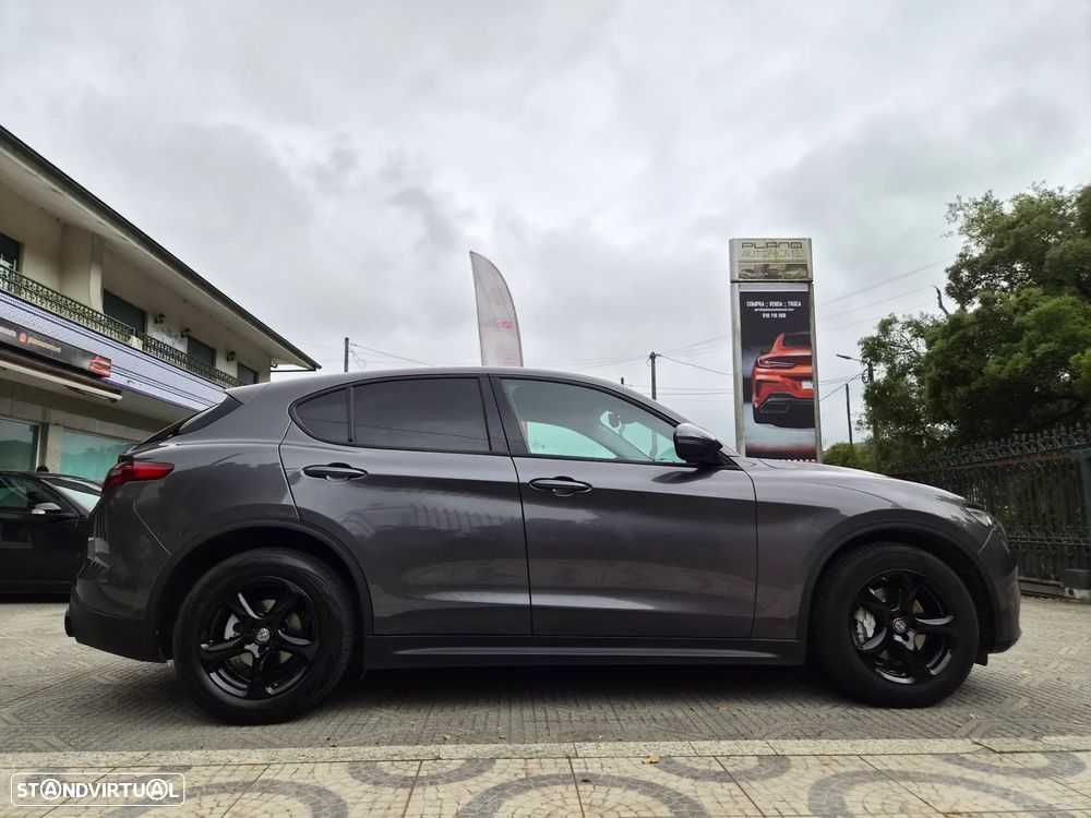Alfa Romeo Stelvio 2.2 D Super AT8 - 22
