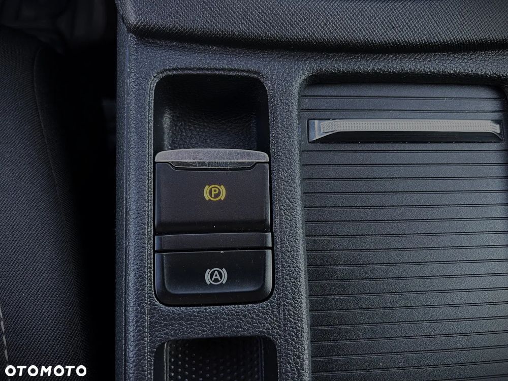 Skoda Octavia 2.0 TDI Ambition - 26