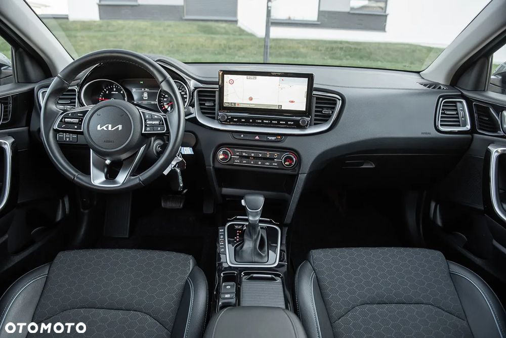 Kia XCeed 1.6 CRDi DCT7 SPIRIT - 26