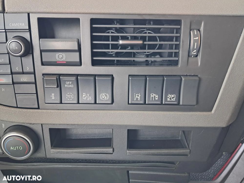 Volvo FH 460 GLOBETROTTER 470CP AUTOMAT EURO 6 - 19