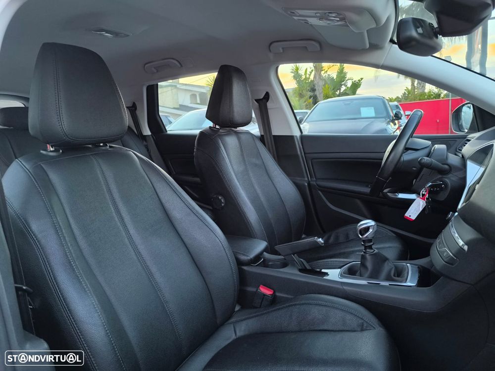 Peugeot 308 BlueHDi FAP 120 Stop & Start Active - 28