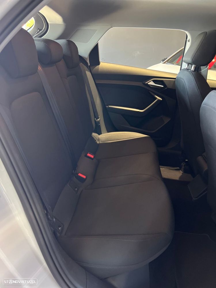 Audi A1 Sportback 25 TFSI Advanced - 38