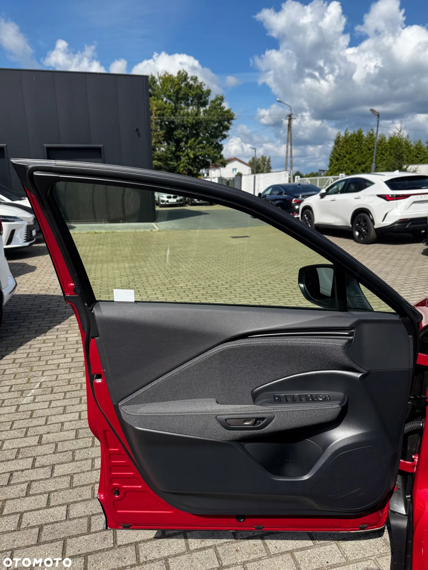 Lexus LBX 1.5 Hybrid - 9