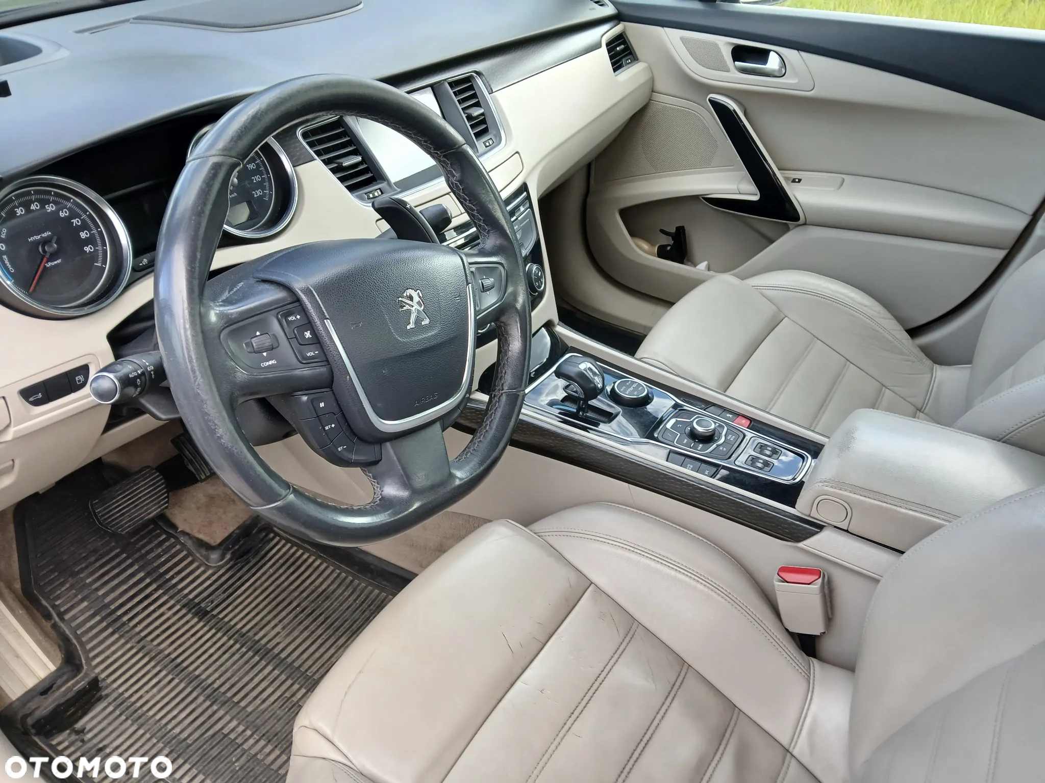 Peugeot 508 RXH 2.0 HDi HYbrid4 - 17