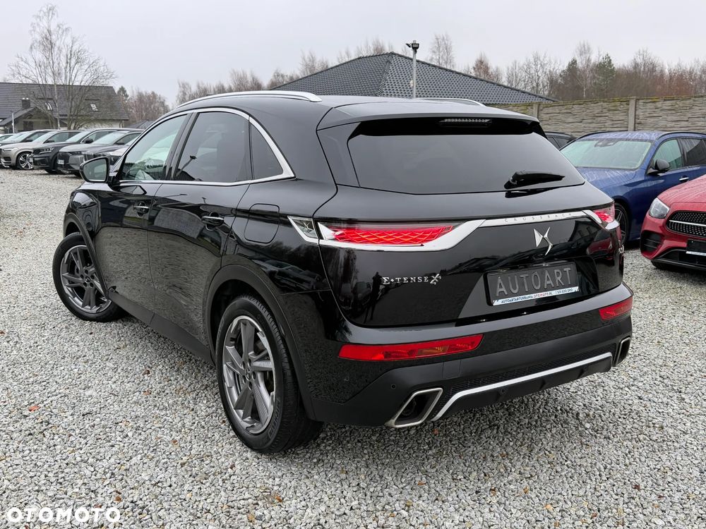 DS Automobiles DS 7 Crossback - 11