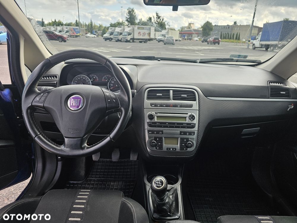 Fiat Grande Punto - 6
