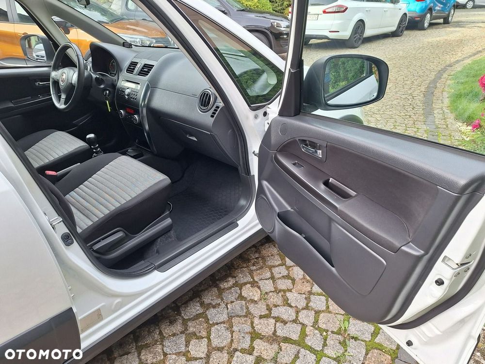 Fiat Sedici 2.0 Multijet 16V 4x4 Emotion - 16