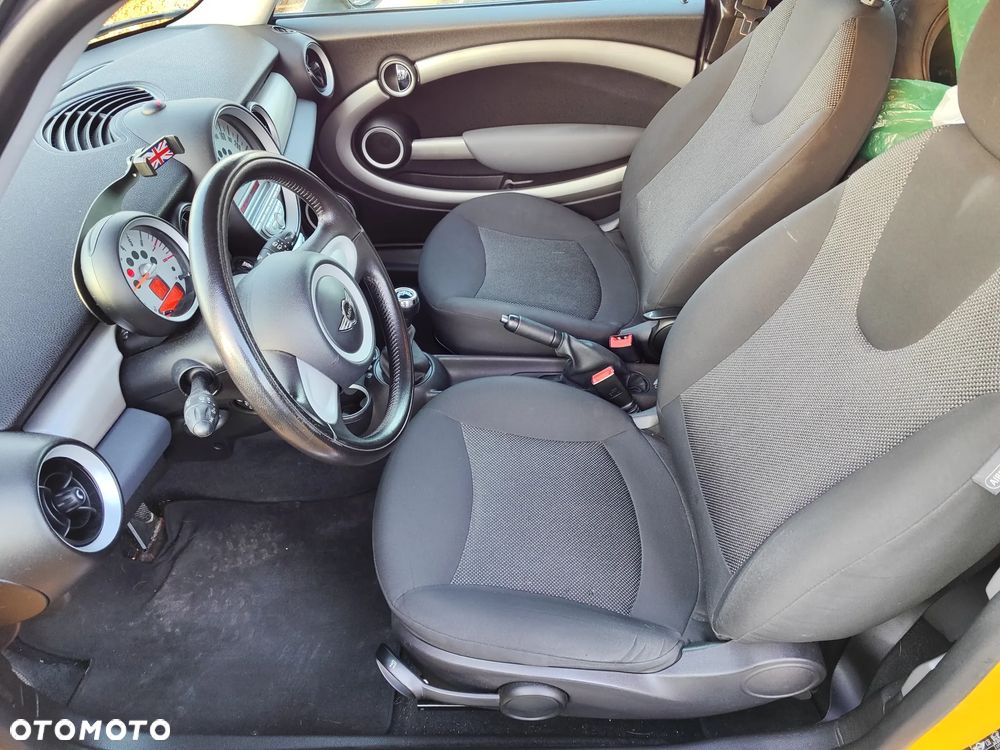 MINI ONE Standard - 16