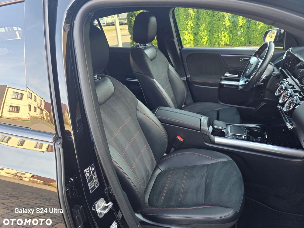 Mercedes-Benz GLA 200 d 8G-DCT AMG Line - 23