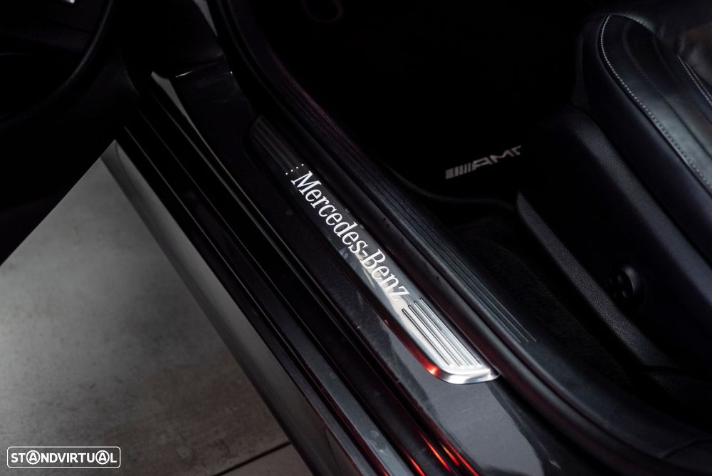 Mercedes-Benz E 300 - 33