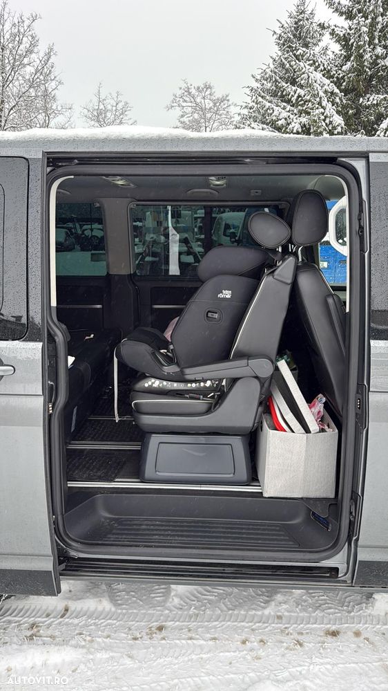 Volkswagen Multivan - 7