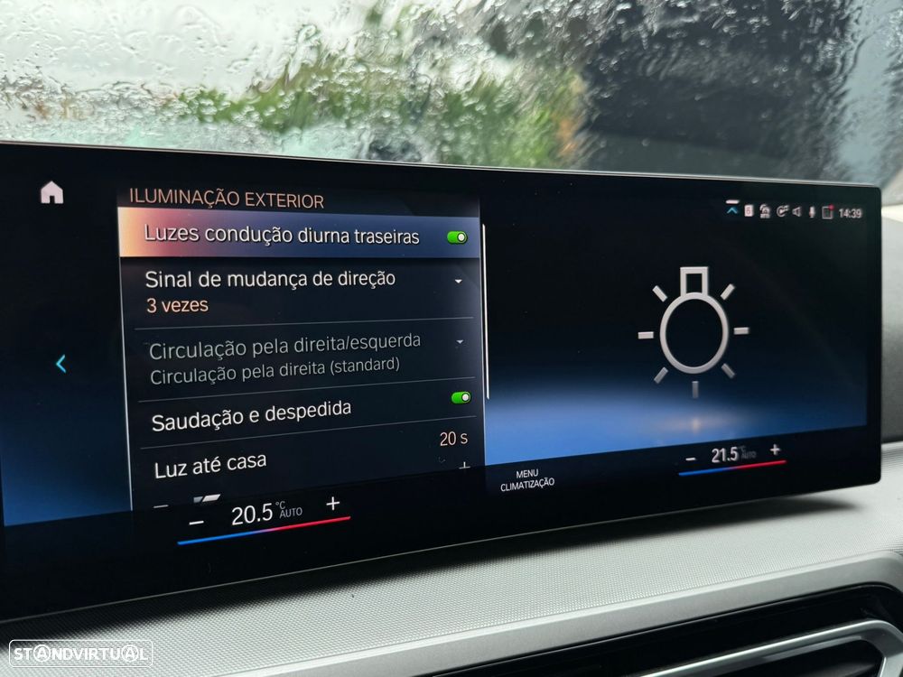 BMW 330 e Touring Corporate Edition Auto - 58