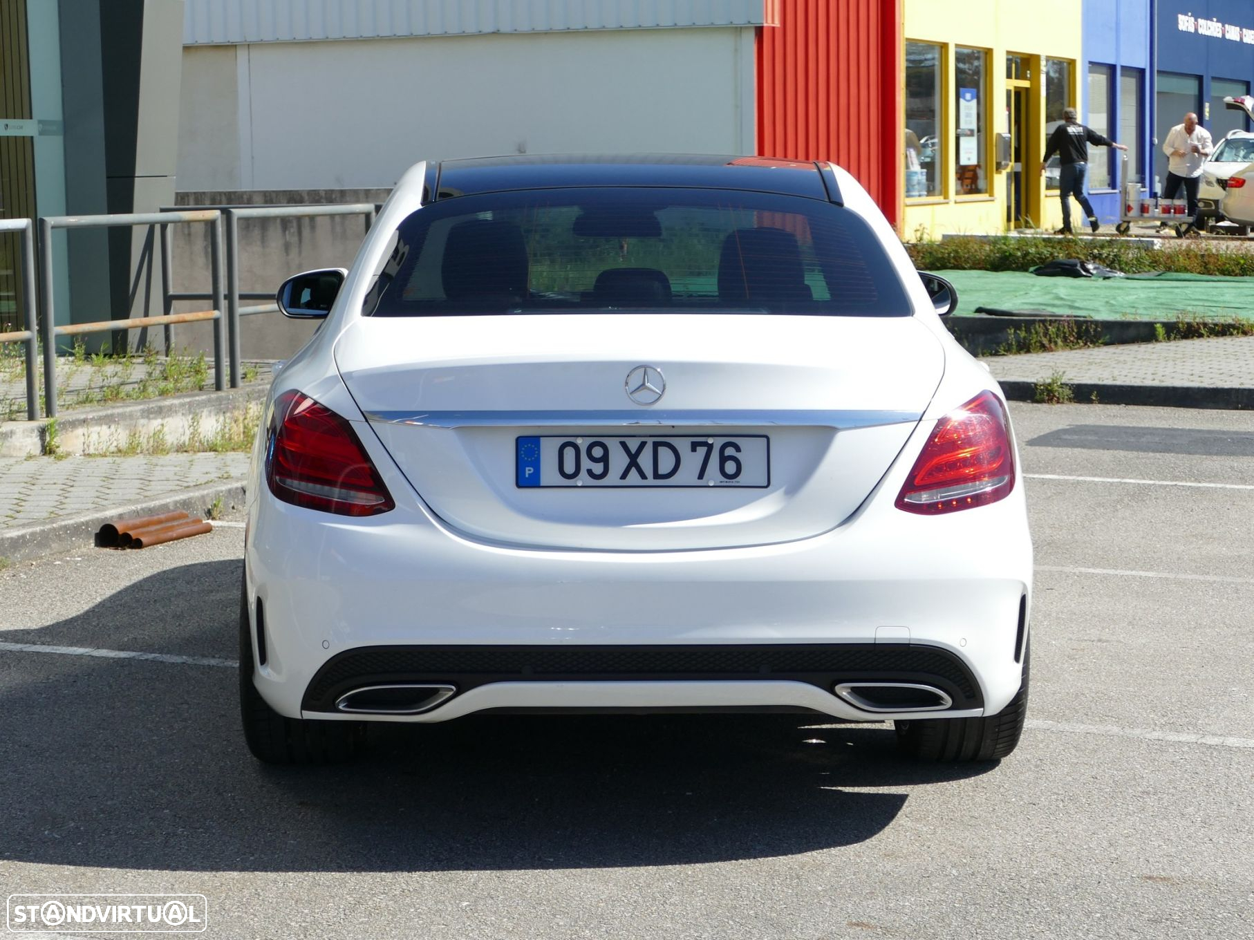 Mercedes-Benz C 220 d AMG Line - 4
