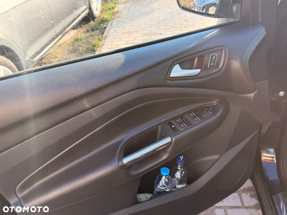 Ford Kuga 1.5 EcoBoost 2x4 SYNC - 14