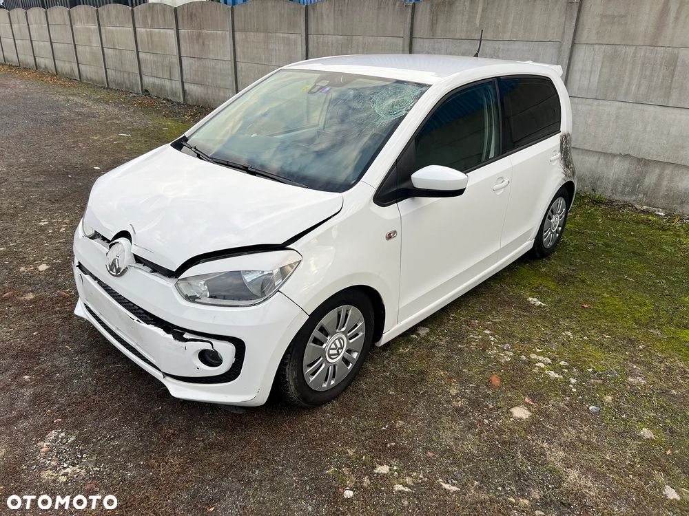 Volkswagen up! (BlueMotion Technology) move - 11