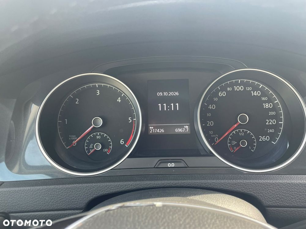 Volkswagen Golf - 9