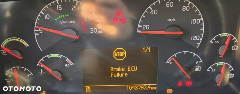 Volvo FH12 420 6x2 JUMBO OŚ PODNOSZONA ZABUDOWA FIRANKA DŁ:7.80m WINDA HYDRAULICZNA KLIMA 2xALUTANK I-SHIFT LODÓWKA 2006r WAGA:11087kg DMC:24000kg - 9