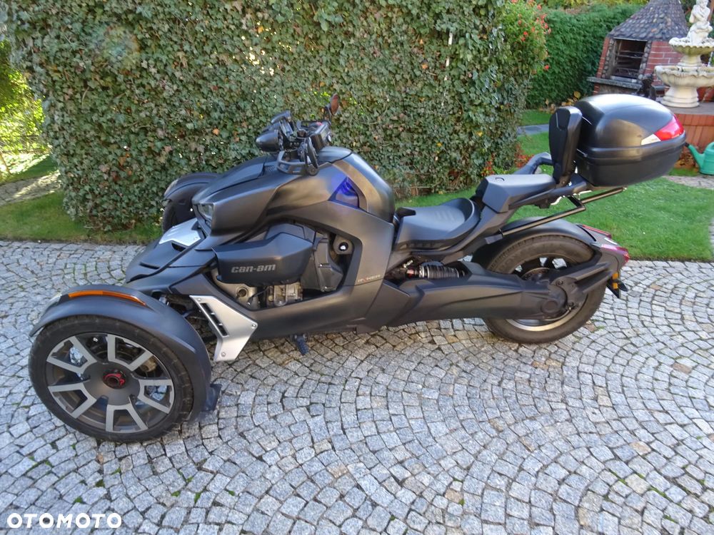 Can-Am Ryker - 10