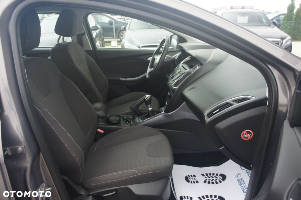 Ford Focus - 19