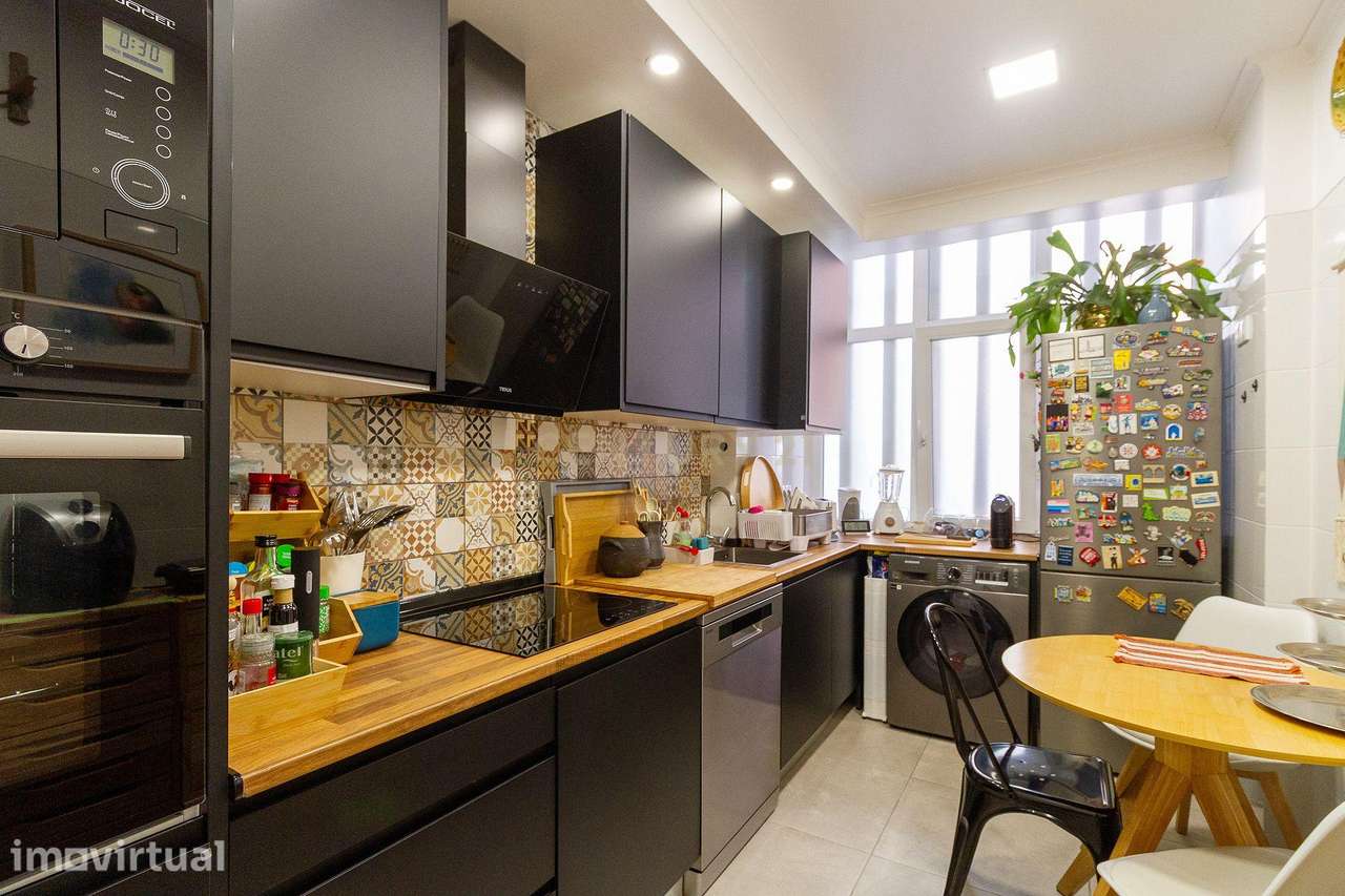 T1 central, com lugar de garagem e tranquilidade - Grande imagem: 4/23