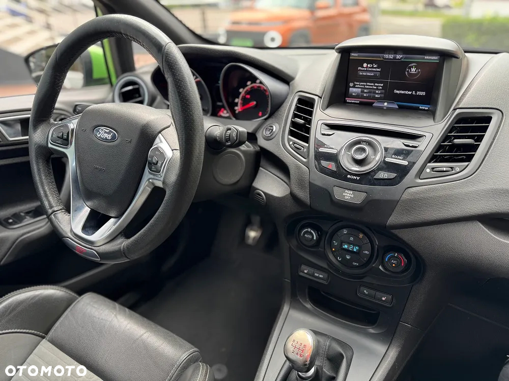 Ford Fiesta 1.6 EcoBoost ST200 - 14