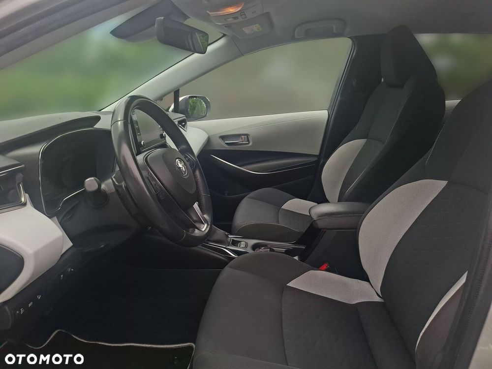 Toyota Corolla 2.0 Hybrid Comfort - 13