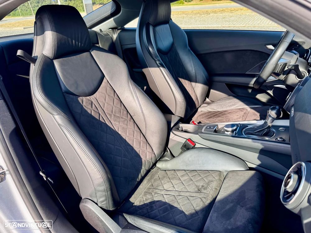 Audi TT Coupé 2.0 TFSI quattro S tronic - 24
