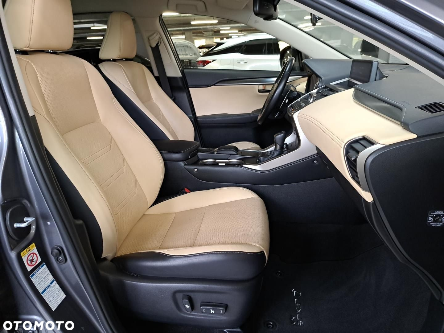 Lexus NX - 14