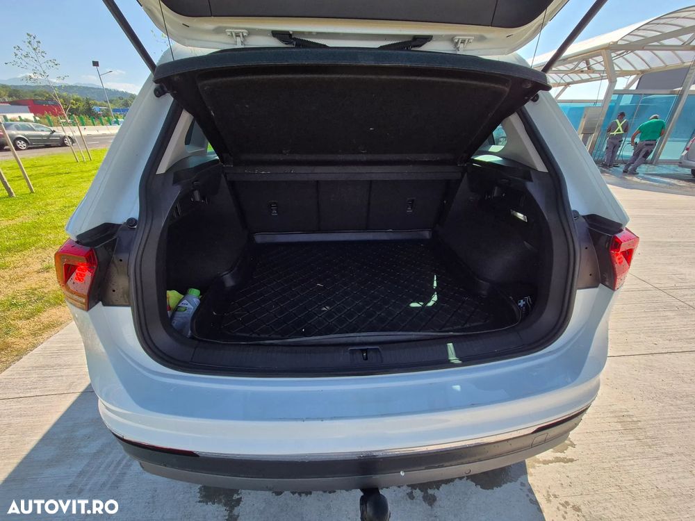 Volkswagen Tiguan 2.0 TDI DPF 4Mot Highline - 24