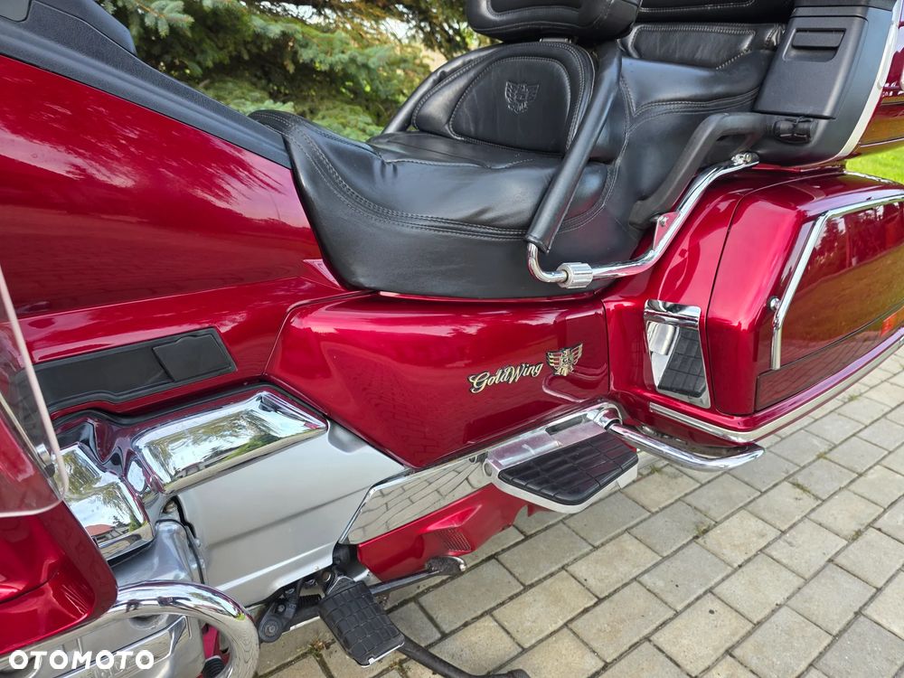 Honda GL - 27