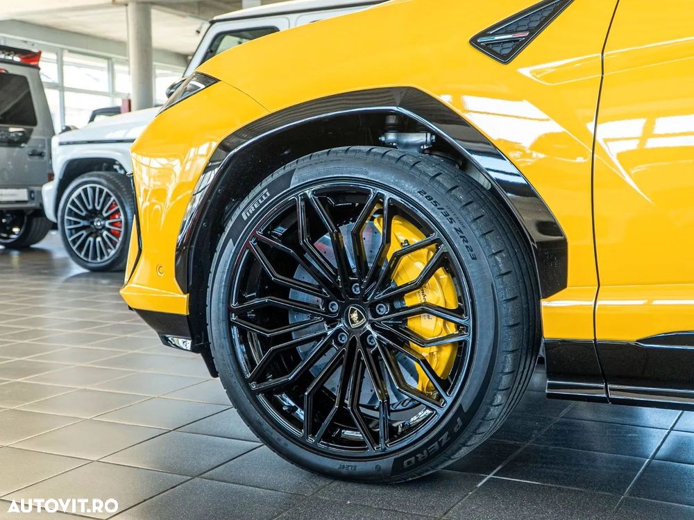 Lamborghini URUS - 5