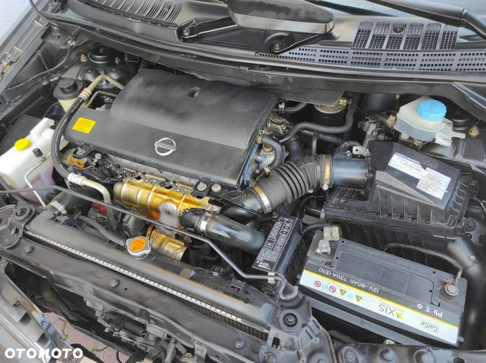 Nissan Almera Tino - 18