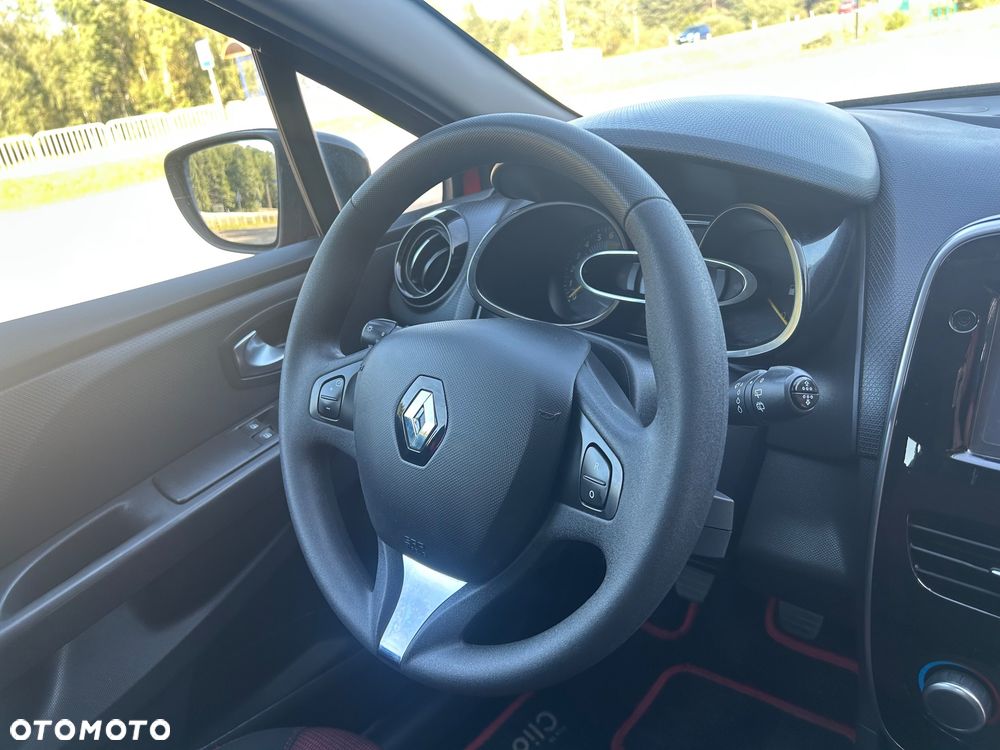 Renault Clio 1.2 16V Alize - 17