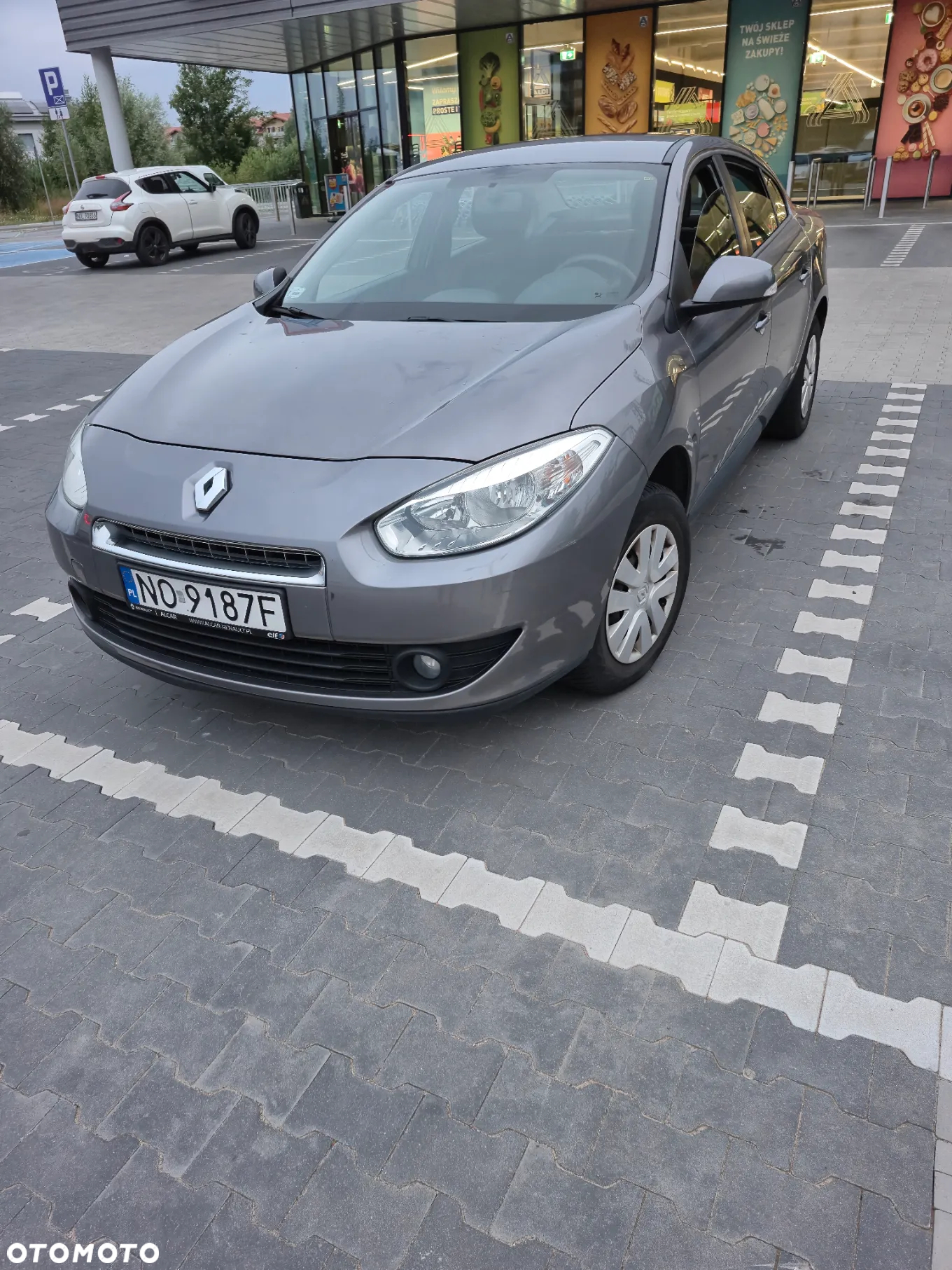Renault Fluence - 2