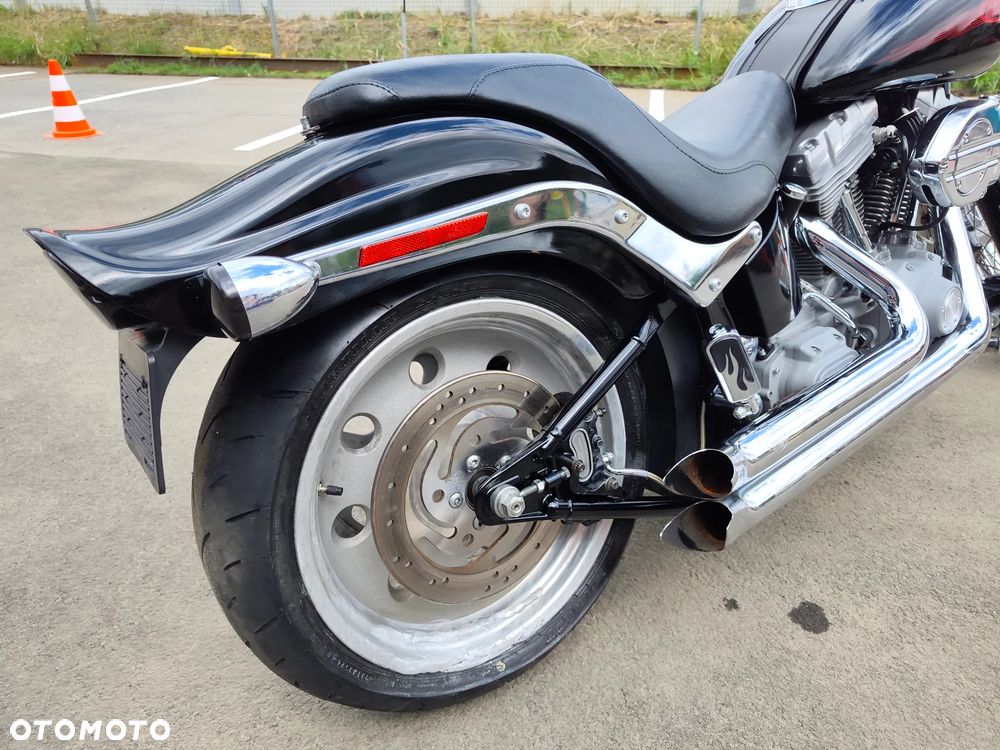 Harley-Davidson Softail Standard - 20