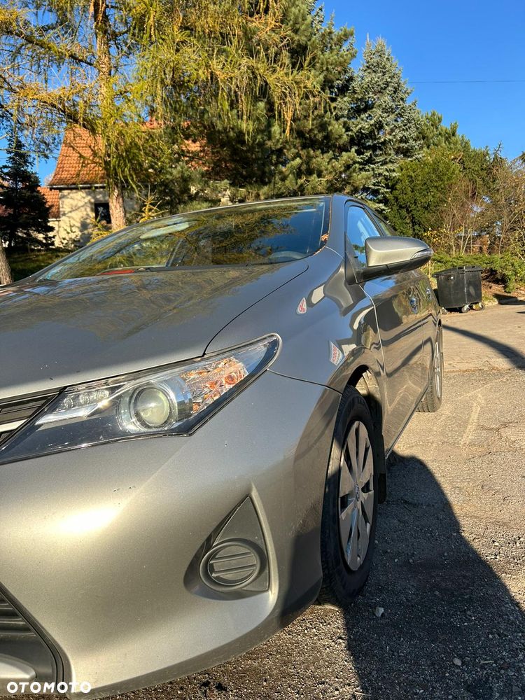 Toyota Auris 1.6 Comfort - 12