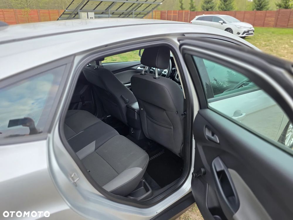 Ford Focus 1.6 TDCi DPF Champions Edition - 17