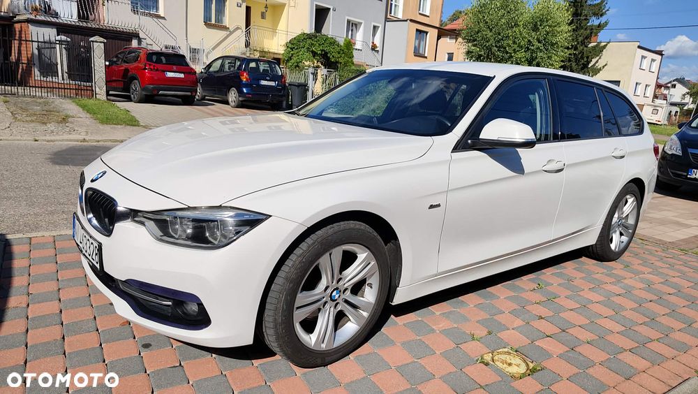BMW Seria 3 320d Sport Line - 3