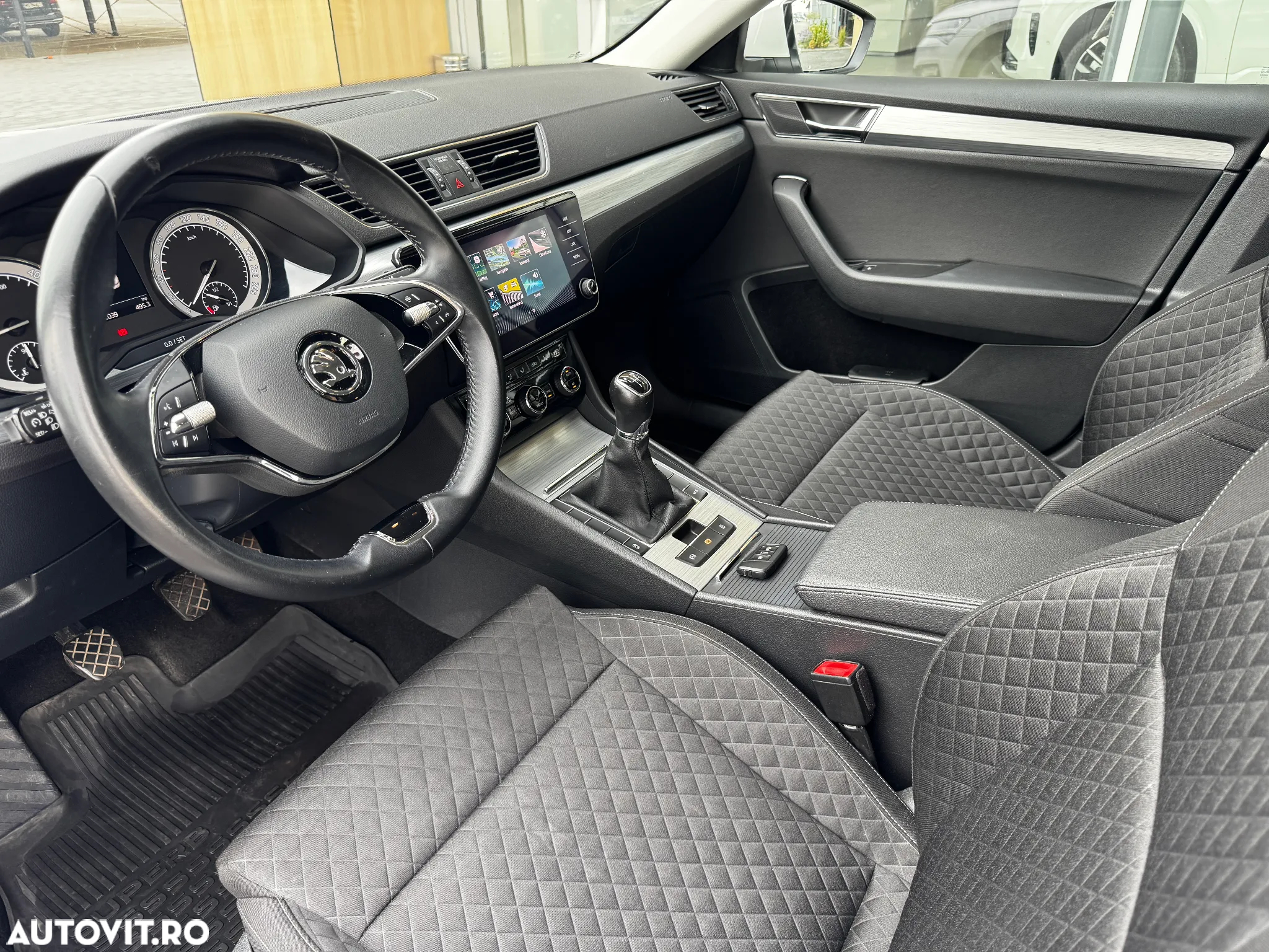 Skoda Superb 2.0 TDI Style - 11