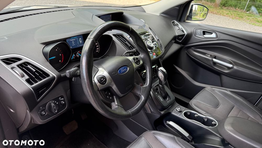 Ford Kuga 2.0 TDCi 4x4 Titanium - 5