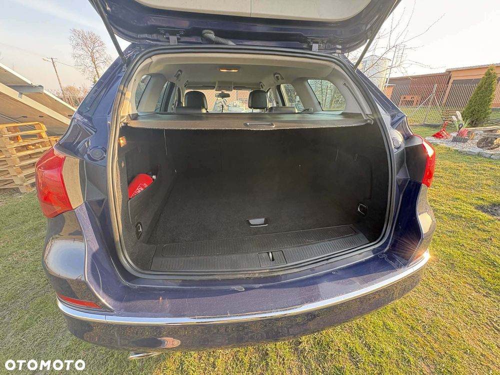 Opel Astra ver-2-0-cdti-sport - 2