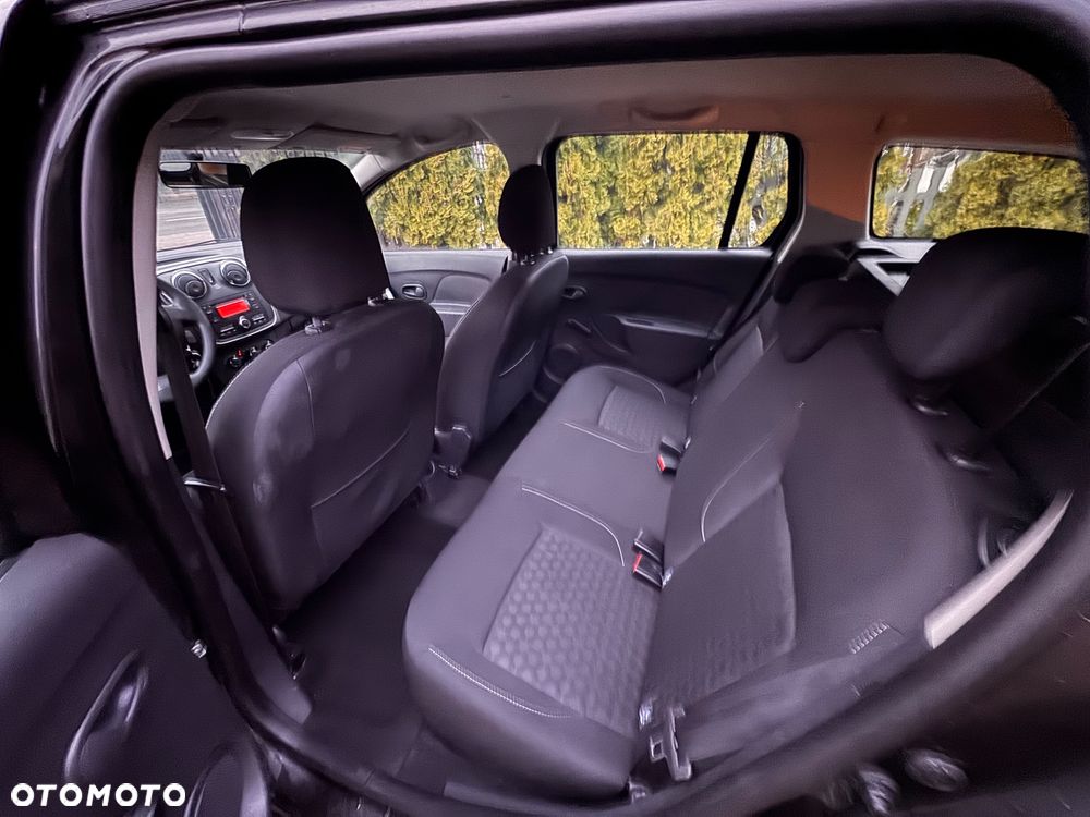 Dacia Logan 1.2 16V 75 Laureate - 29