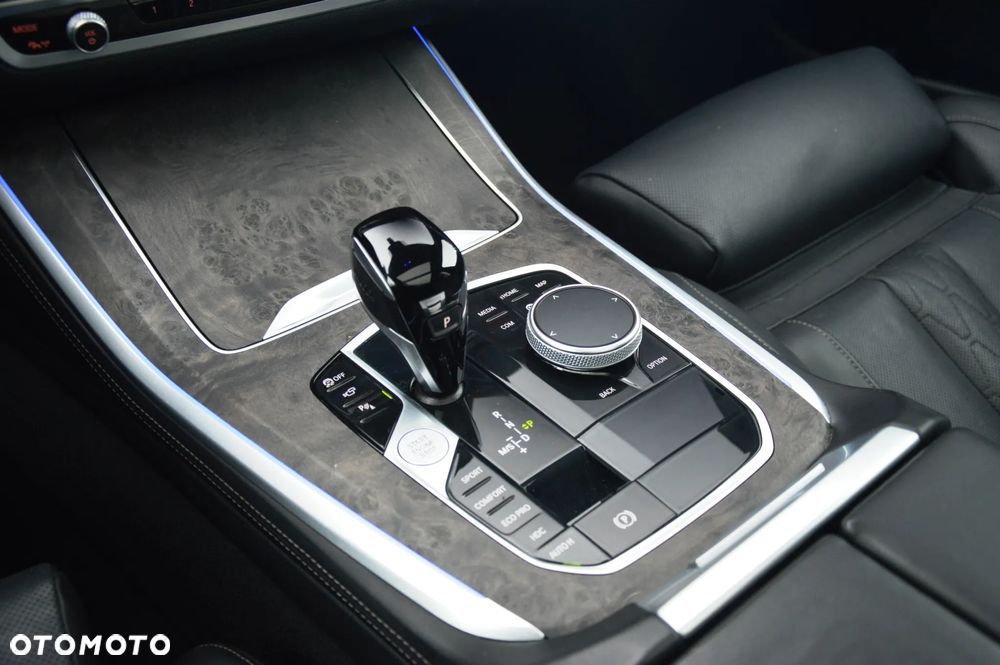 BMW X5 xDrive30d sport - 23