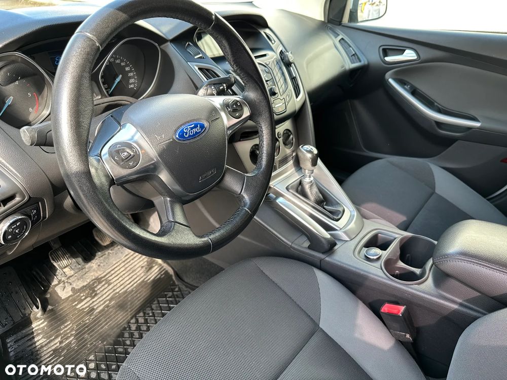 Ford Focus 1.6 TDCi Trend - 24